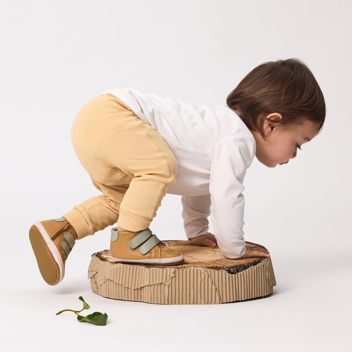 When Should You Put Shoes on Your Baby?