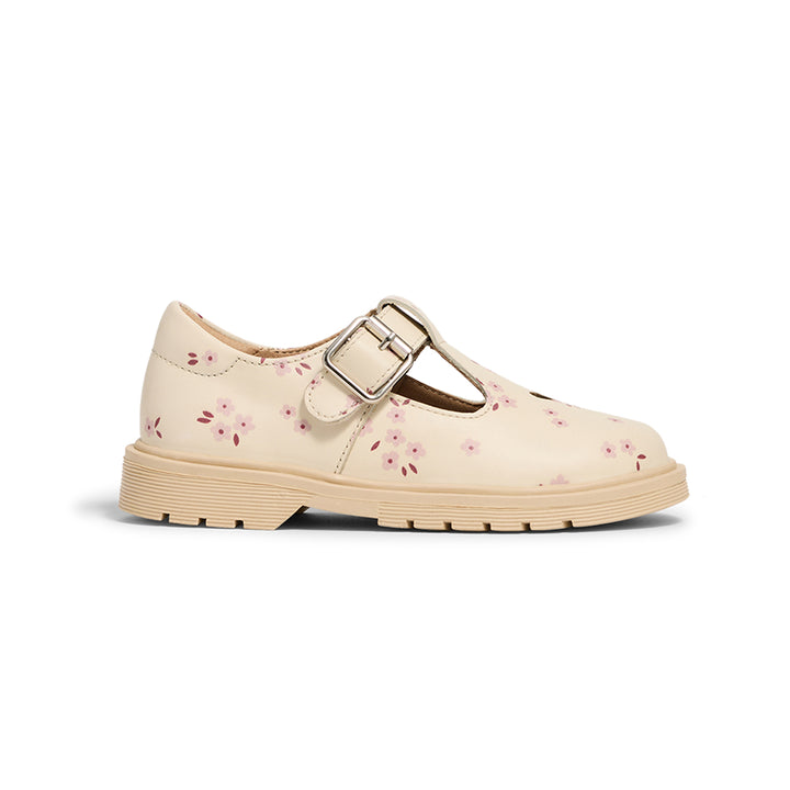 MADDISON Winter Bloom