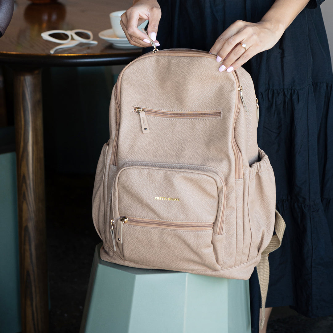 CHLOE BACKPACK Natural Pebbled