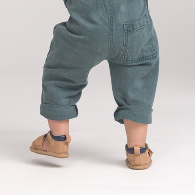 LEVI Tan
