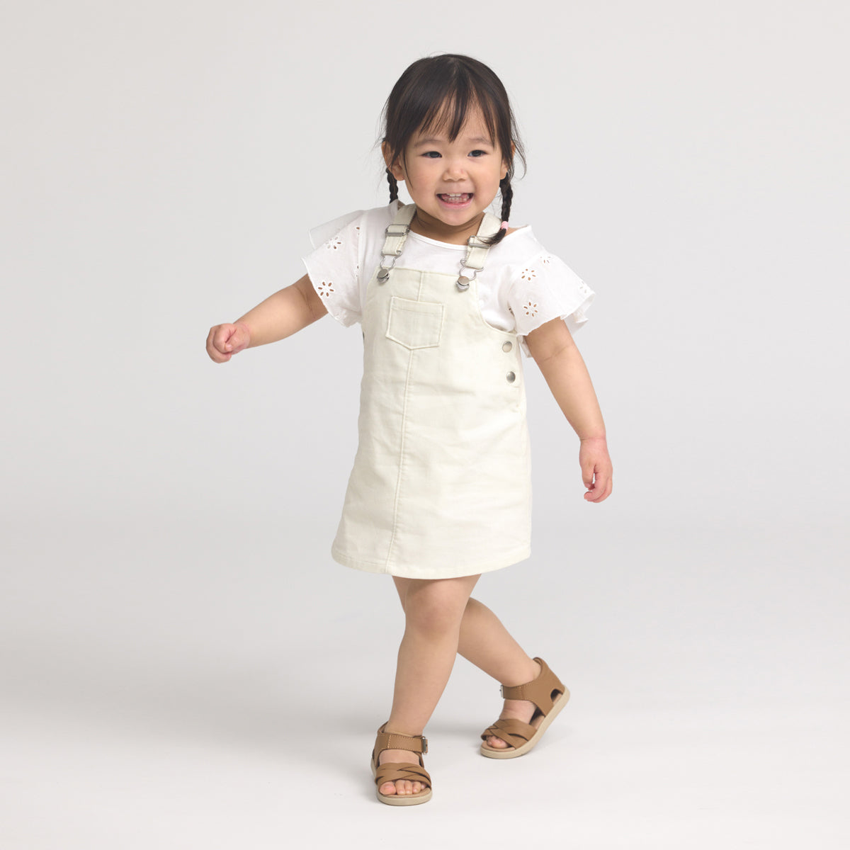 LILY Tan