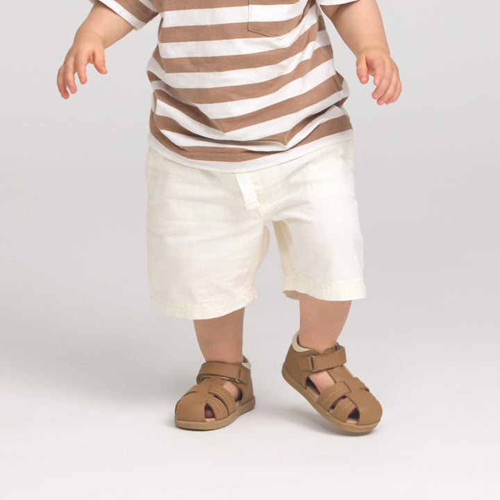 THEO Tan