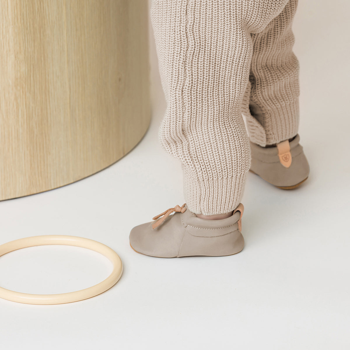 MOC Taupe