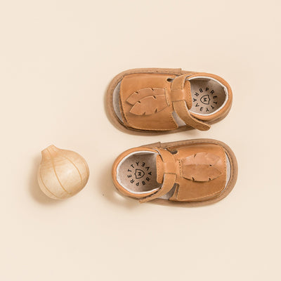 PHOENIX SANDAL Tan Leaf