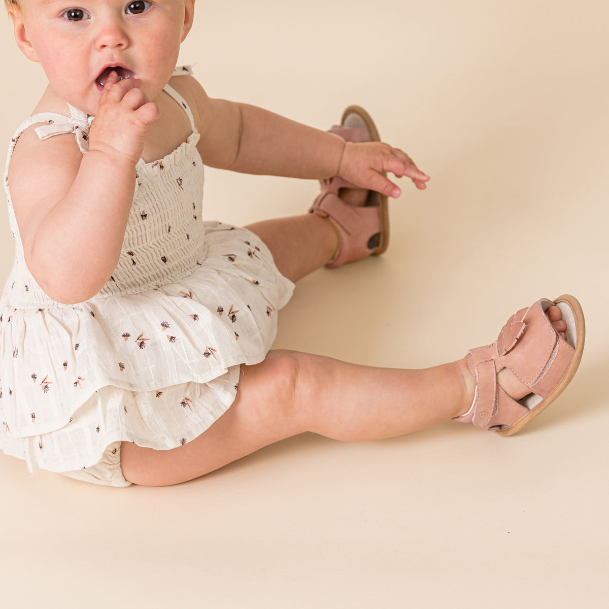 PHOENIX SANDAL Blush Leaf